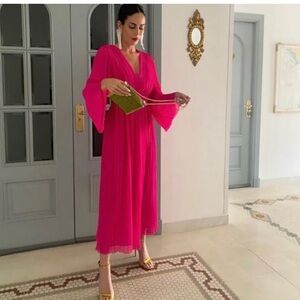 NWT Zara Pink Long Sleeve Pleated Dress